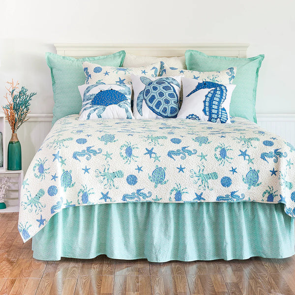 Brisbane Island Coastal Queen Bedspread