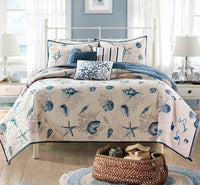 Coastal Bayside Full/Queen Quilt Set with Beachy Throw Pillows