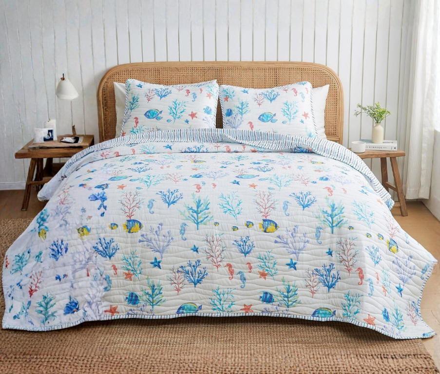 Coastal Seascape Lightweight Quilt Set